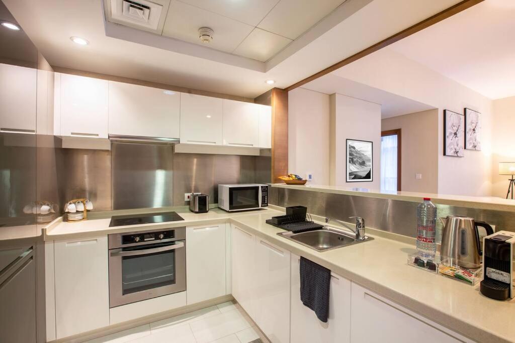 Lux 1Br 2 Min To Burj Khalifa Daire Dubai Dış mekan fotoğraf